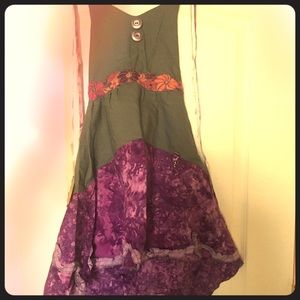 Twitter pated ruffle ribbon dress.  Horse charm.